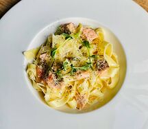 Паста со сливочным лососем