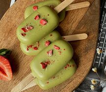 Сырок клубника-матча