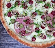 Пицца Неаполитано 32см на белом чесночном соусе