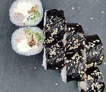 Ролл с креветкой и угрем