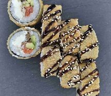 Горячий с лососем и угрем