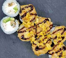 Запеченный с мидиями и курицей