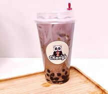 Холодный таро с молоком и с карамельными тапиоками