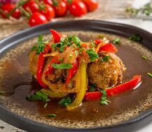 Тефтели в фирменном соусе