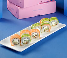 Лосось авокадо с угрем