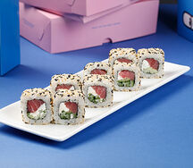 Тунец с огурцом