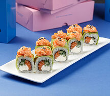 Спайси лосось с авокадо