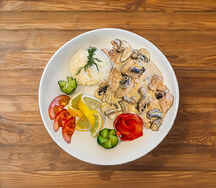 Куриное филе в сливочном соусе