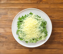 Зелень с сыром