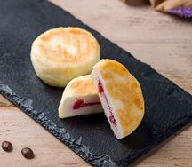 Сырники с малиной