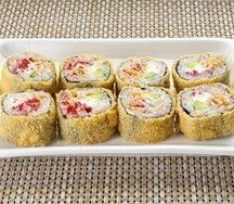 Темпура ролл с копченой курицей
