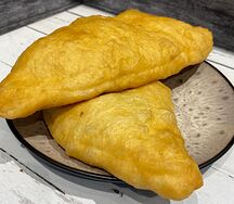 Пирожок жареный с картошкой