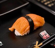 Суши Лосось