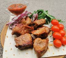 Шашлык из cвинoй шеи