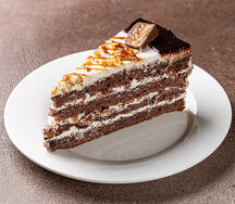 Торт Сникерс