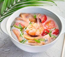 Том ям креветки