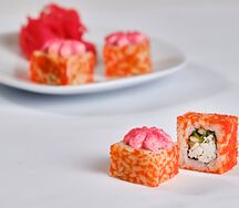 Запеченная Калифорния с крабом