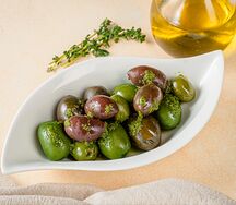 Ассорти маслин и оливок