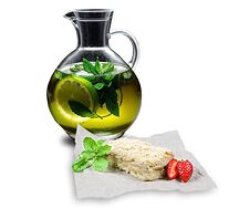 Комбо Наполеон и холодный зелёный чай собственного приготовления