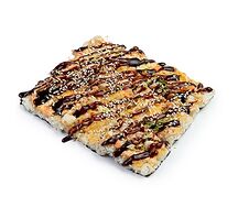 Японская пицца с лососем и крабовым замесом