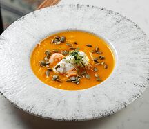 Крем-суп из тыквы с креветками