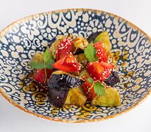 С баклажанами в азиатском соусе