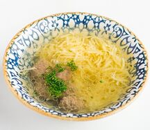 Суп-лапша с фрикадельками из говядины