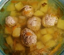 Куриный суп с фрикадельками