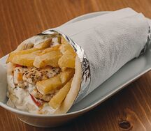 Сувлаки куриные в пите