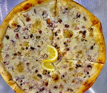 Пицца Морская