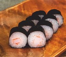 Ролл с креветкой