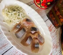 Сельдь с луком
