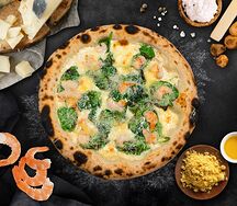 Пицца с креветками и шпинатом