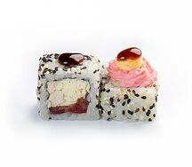 Розовая роза