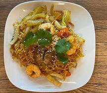 Ми Сао с морепродуктами