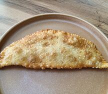 Чебурек с картофелем и сыром