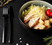 Цезарь с курицей