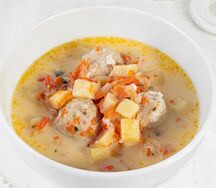 Суп сырный с фрикадельками