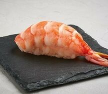 Суши с креветкой