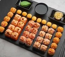 Сет роллов запеченный