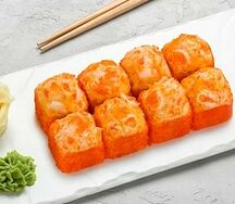 Ролл запеченный сырный с тигровой креветкой