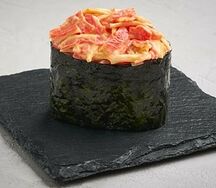 Острые суши с крабом