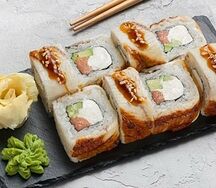 Ролл канада с лососем