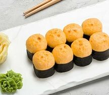 Запеченный ролл сливочный краб