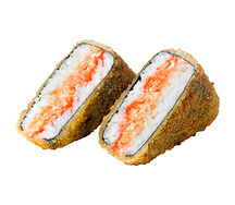 Онигири с лососем в темпуре