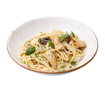 Лингвини с курицей и грибами