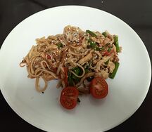 Вок с курицей