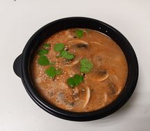 Том ям с курицей