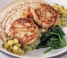 Котлеты из индейки с печеным картофелем и грибным муссом