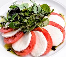 Салат Капрезе